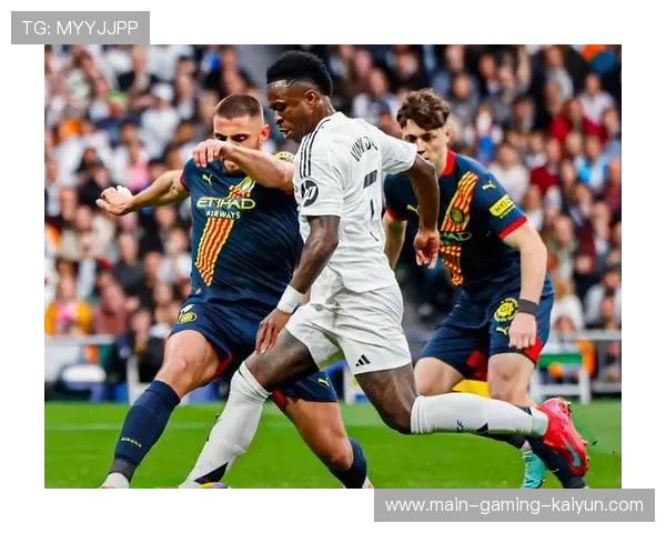 西甲皇马中路穿插致命，胜利在望