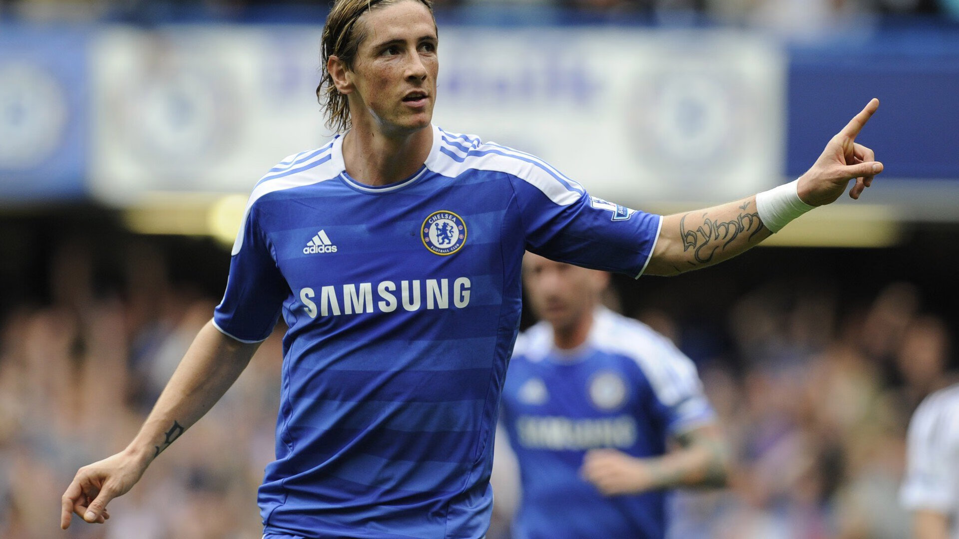 世界杯附加赛欧洲区 葡萄牙惊险过关C罗连场建功